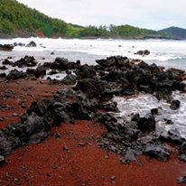Red Sand at Koki Beach - All the Way Around - Holo Holo Maui Tours