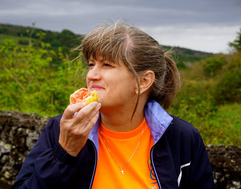 Guava Bite - Hana Bound - Holo Holo Maui Tours